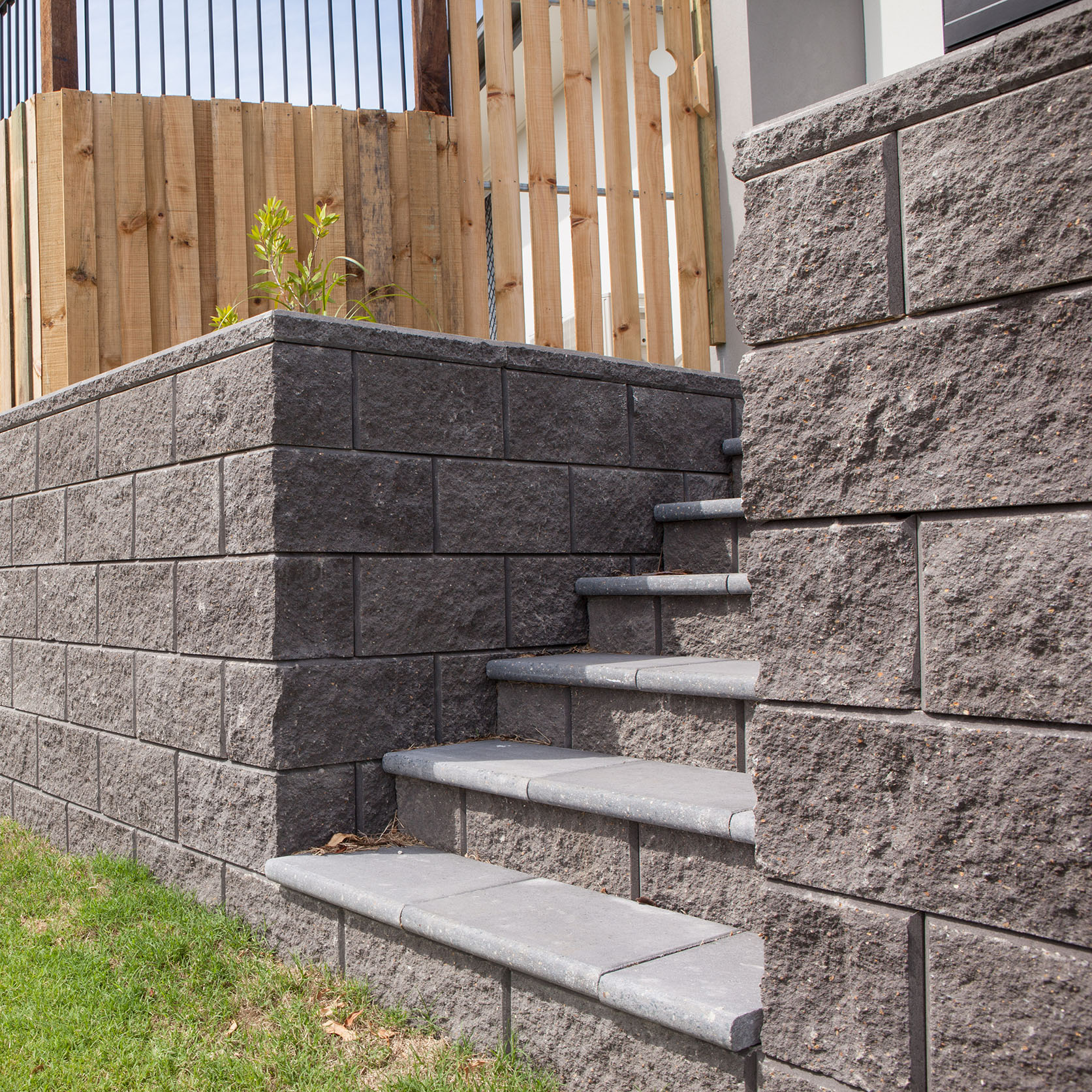 Stackable Retaining Blocks Stackable Block Retaining Wall Steps Pin By Camee Dixon On